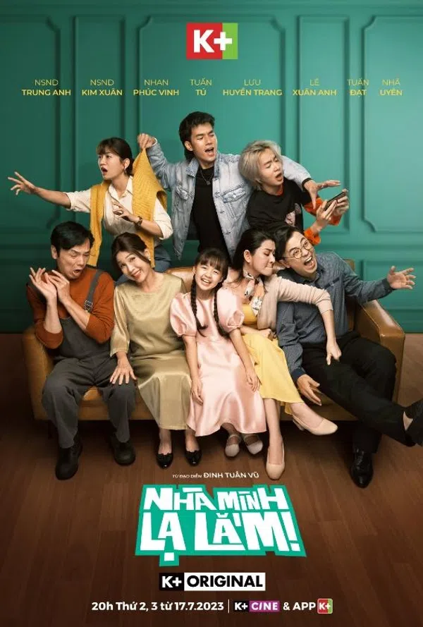 Xem Phim Nhà Mình Lạ Lắm Vietsub HD Online